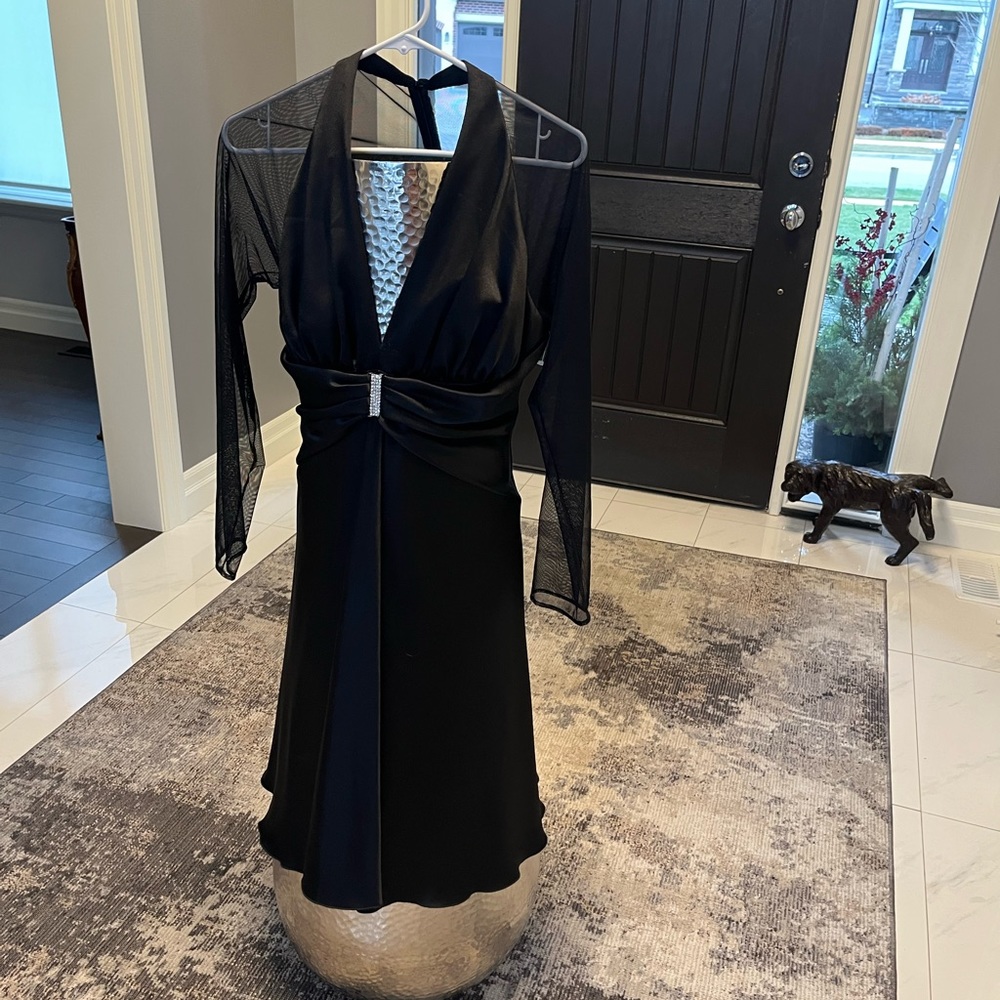Vintage JS collections, Marilyn Monroe inspired size 14 black cocktail dress